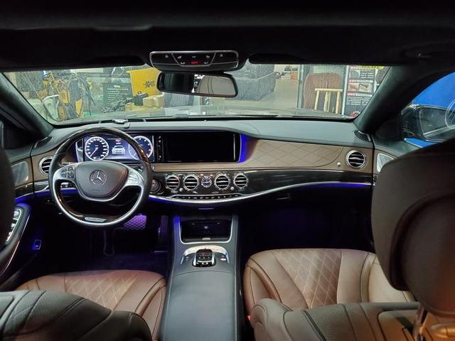 130万买辆落地300万的奔驰S600L值不值？网友：这车全国也没几辆-
