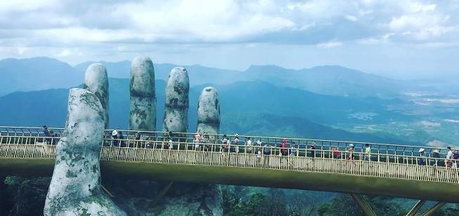 越南“网红”佛手桥，被两只“佛手”托住，20亿美元项目一部分！