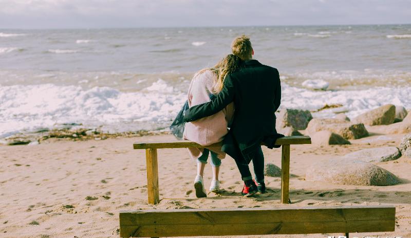 怎样让女生对自己产生好感（怎么才能让女生快速喜欢上你）