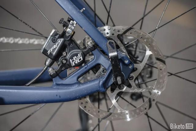 迪卡侬公路自行车测评（迪卡侬TRIBANRC520运动公路自行车评测）(14)