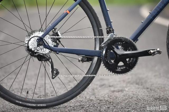 迪卡侬公路自行车测评（迪卡侬TRIBANRC520运动公路自行车评测）(9)