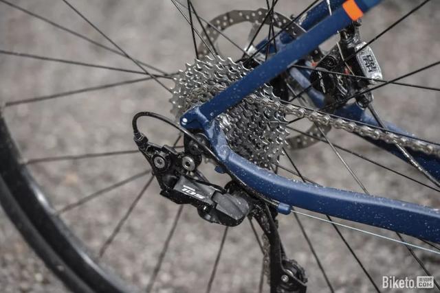 迪卡侬公路自行车测评（迪卡侬TRIBANRC520运动公路自行车评测）(10)