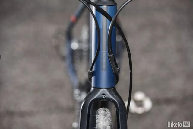 迪卡侬公路自行车测评（迪卡侬TRIBANRC520运动公路自行车评测）(6)