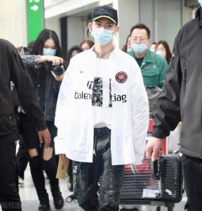 ​潮流男装搭配，5套男生潮流日常搭配