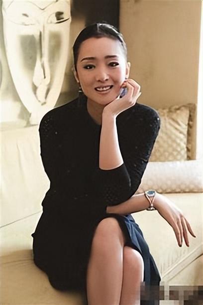 绯闻最多的明星排行榜(娱乐圈绯闻最多的女明星)(1)