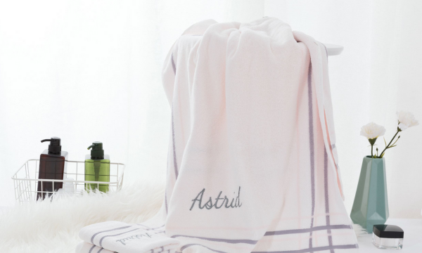 为什么毛巾会变黑斑