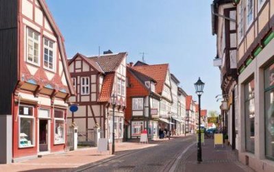 ​女子1天5杯咖啡喝成脆骨人：咖啡因导致脱钙患上骨质疏松症