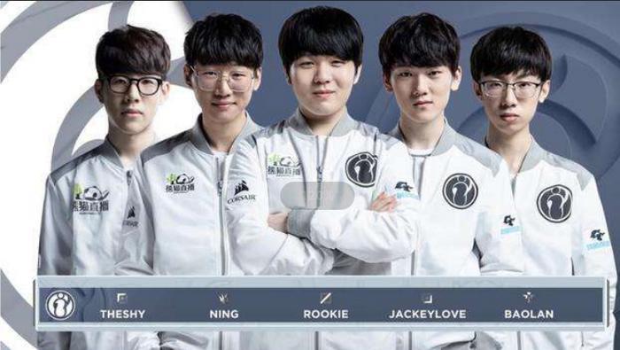 宁王和平分手的背后是7位数分手费？新女友照片曝出，是徐蜜乐？