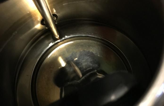 暖水瓶水垢太厚太硬怎么清除