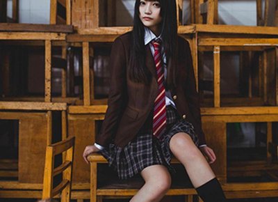 ​范冰冰图片性感图片（范冰冰穿紫色性感开叉裙）