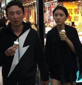 ​完全变了一个人！张予曦当年跟王思聪谈的是假恋爱？